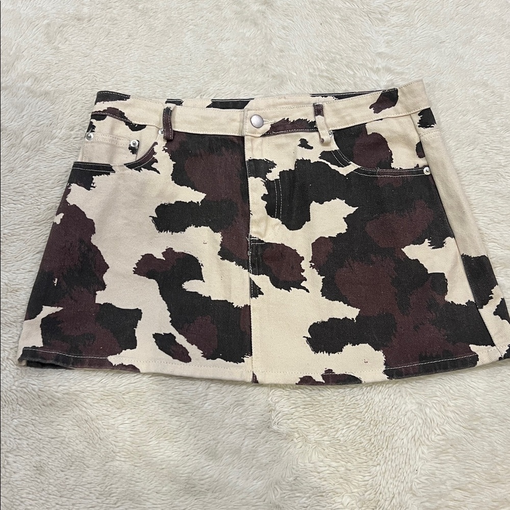 Altar’d State Cow print skirt large